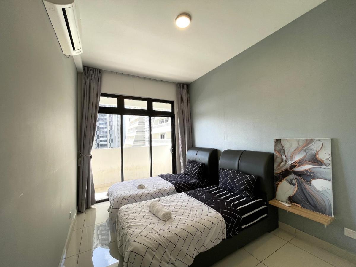 נוסג'יה Meridin Medini By Wp Homestay מראה חיצוני תמונה