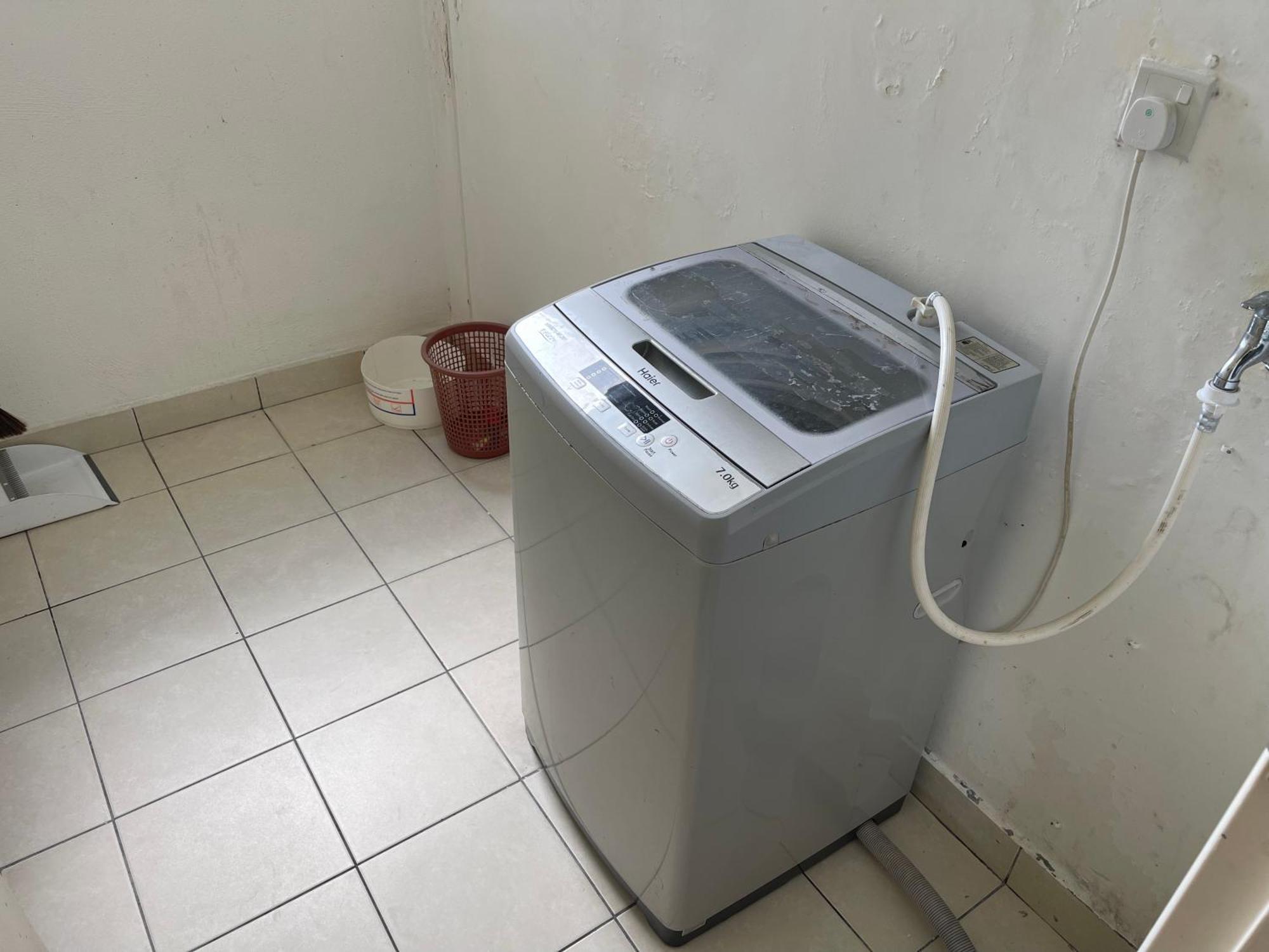 נוסג'יה Meridin Medini By Wp Homestay חדר תמונה